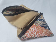 Load image into Gallery viewer, Silk Medium Triangle Pouches
