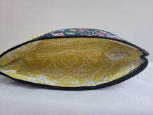 Load image into Gallery viewer, Flurry of Flowers Essential Pouch
